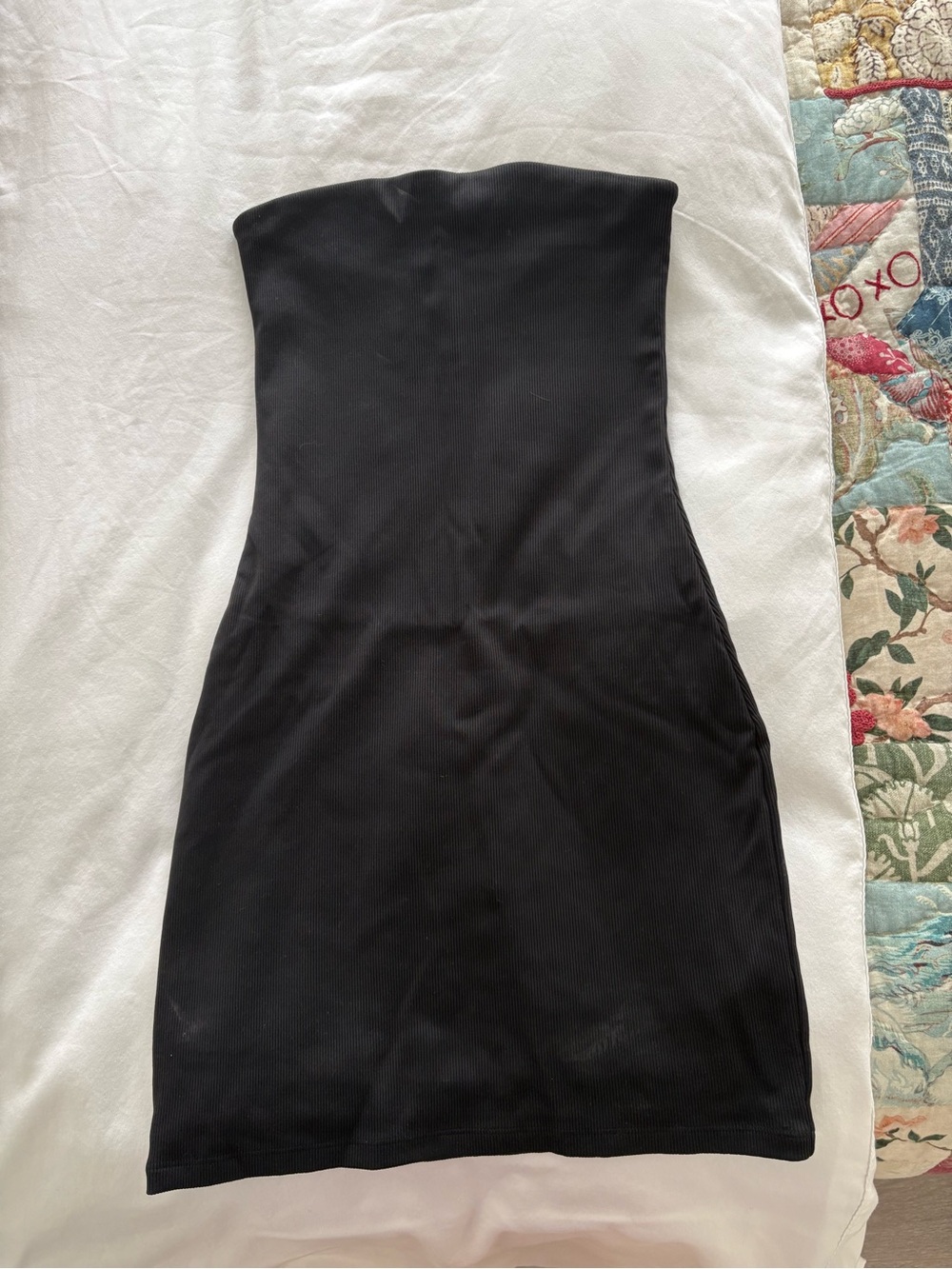 Aritzia Classic Black Strapless Bodycon Dress
